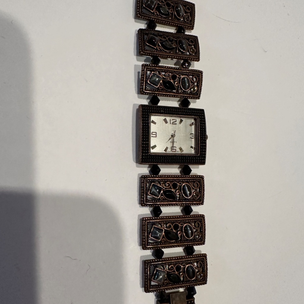 Vintage Quartz Rectangular Watch. Copper Tone Wit… - image 3